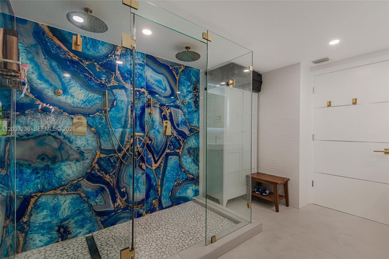 17375 Collins Ave, Unit 1601, Sunny Isles Beach, FL 33160 Photo