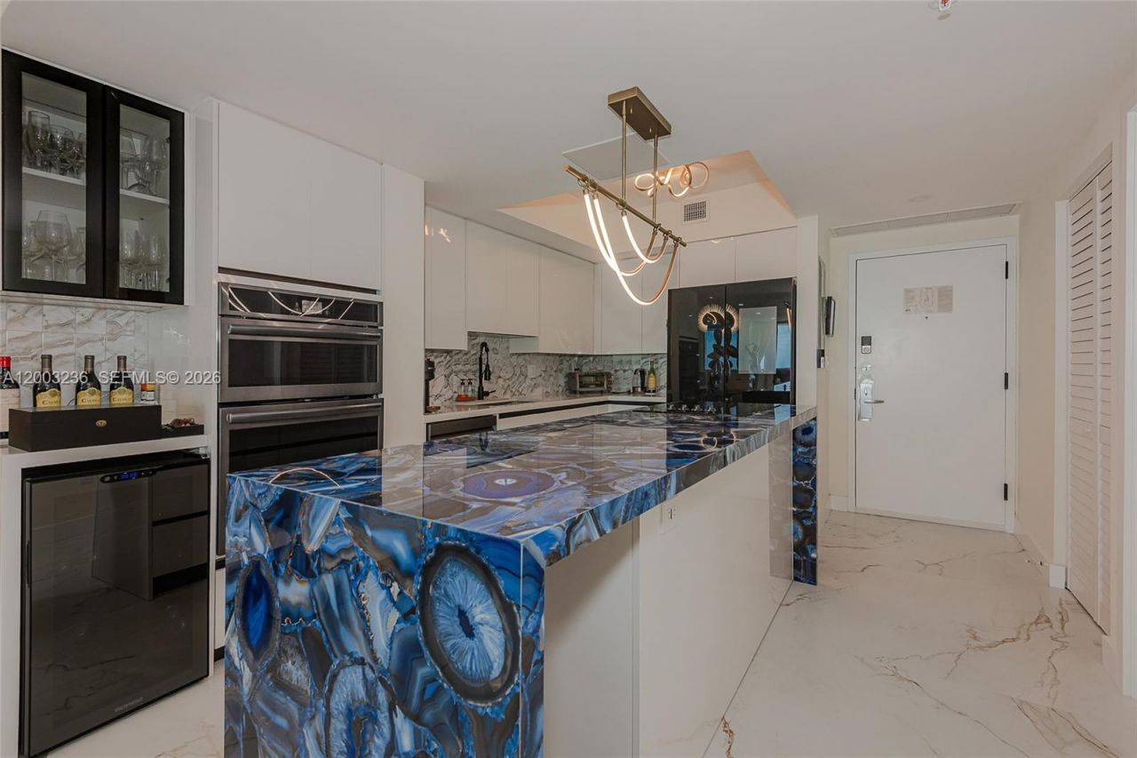 17375 Collins Ave, Unit 1601, Sunny Isles Beach, FL 33160 Photo