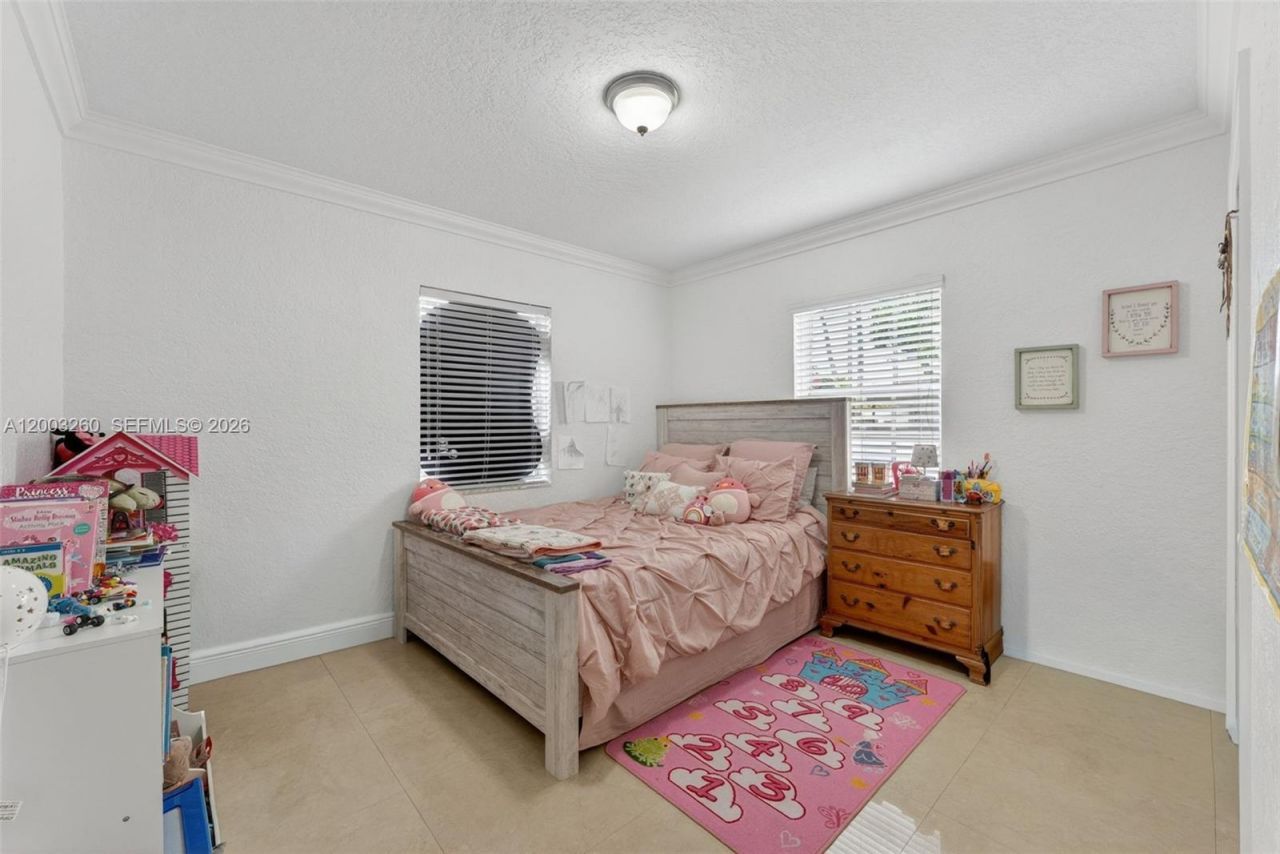 9000 SW 40th Ter , Miami, FL 33165 Photo