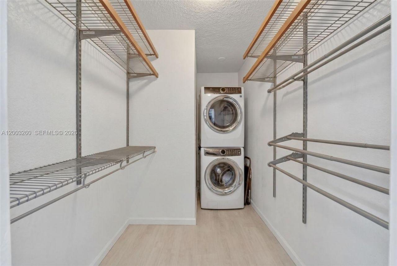 9000 SW 40th Ter , Miami, FL 33165 Photo