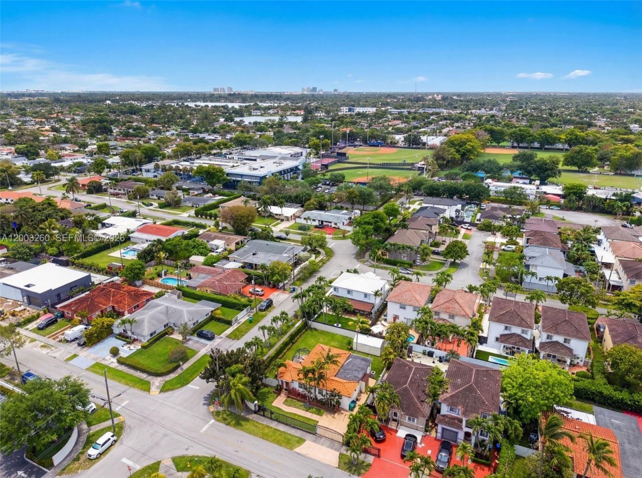 9000 SW 40th Ter , Miami, FL 33165 Photo