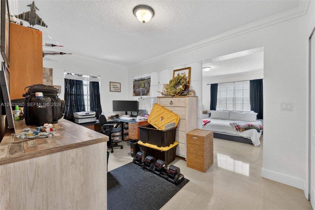 9000 SW 40th Ter , Miami, FL 33165 Photo