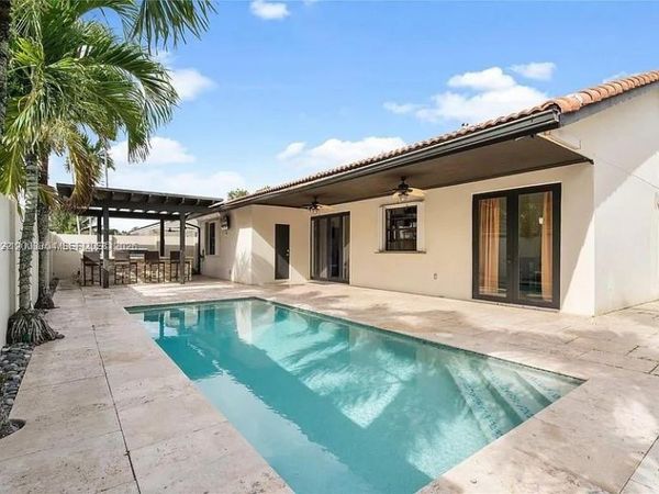 8978 NW 152nd Ln , Miami Lakes, FL 33018