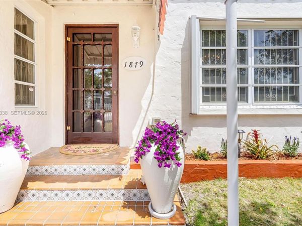 1879 SW 16th St, Miami, FL 33145