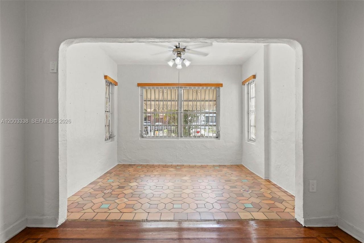 1879 SW 16th St, Miami, FL 33145 Photo