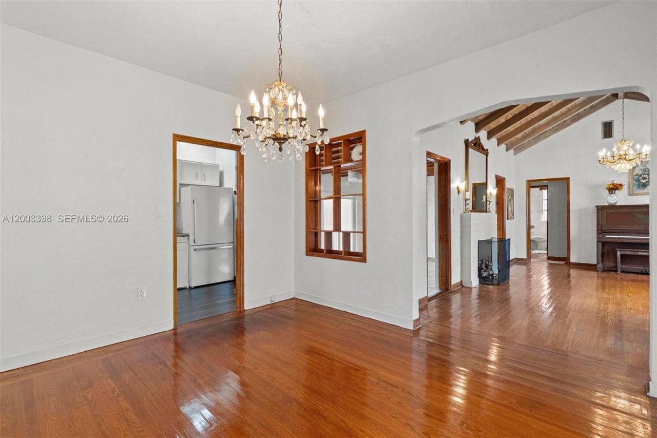 1879 SW 16th St, Miami, FL 33145 Photo