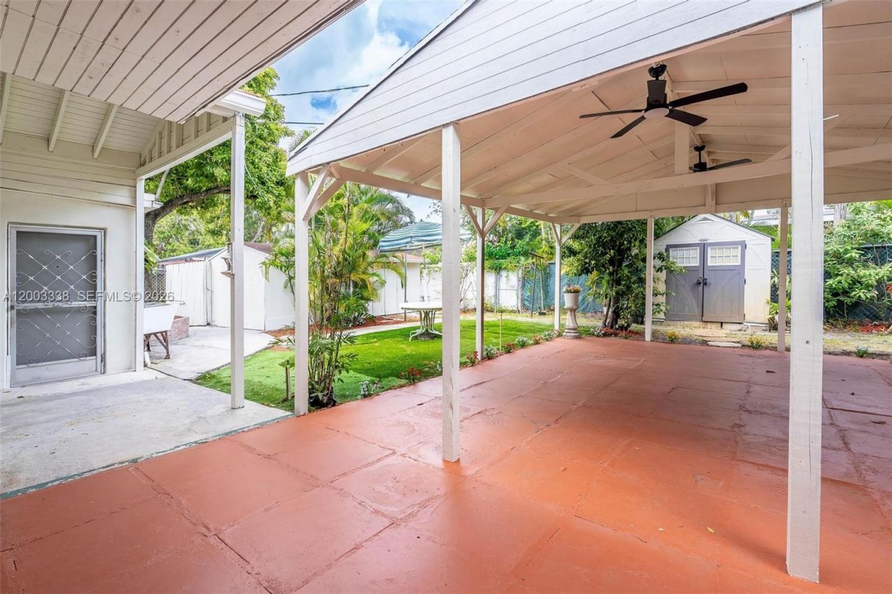 1879 SW 16th St, Miami, FL 33145 Photo