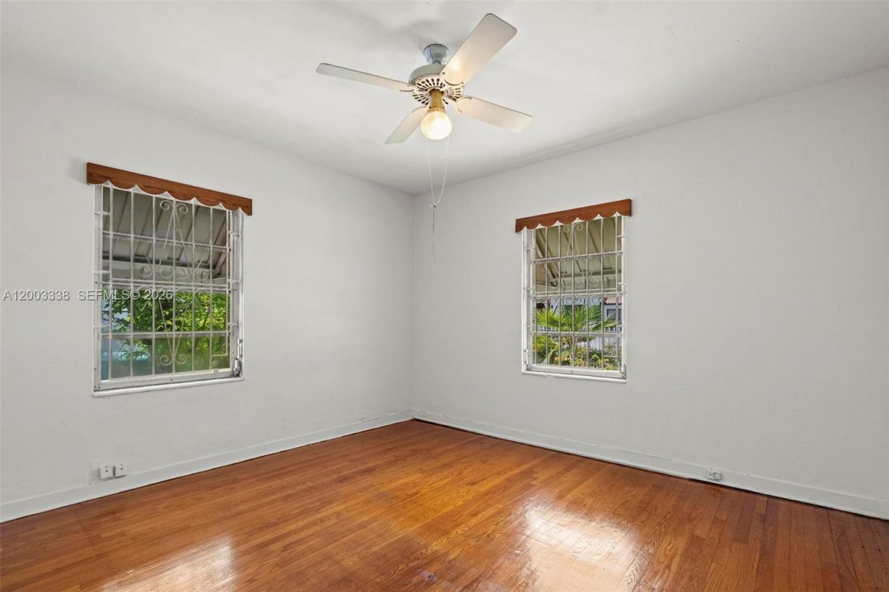 1879 SW 16th St, Miami, FL 33145 Photo