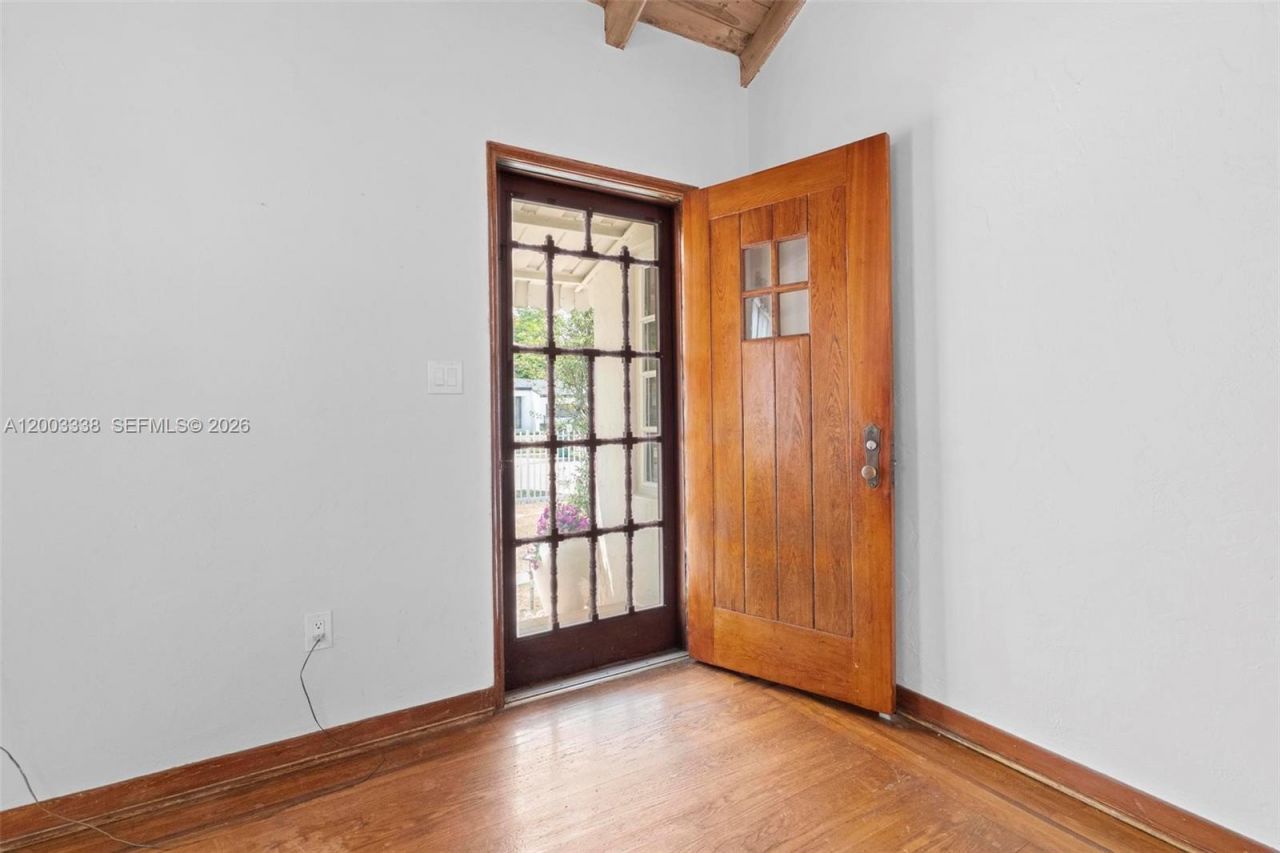 1879 SW 16th St, Miami, FL 33145 Photo