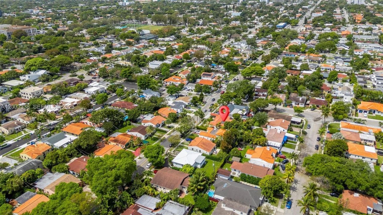 1879 SW 16th St, Miami, FL 33145 Photo