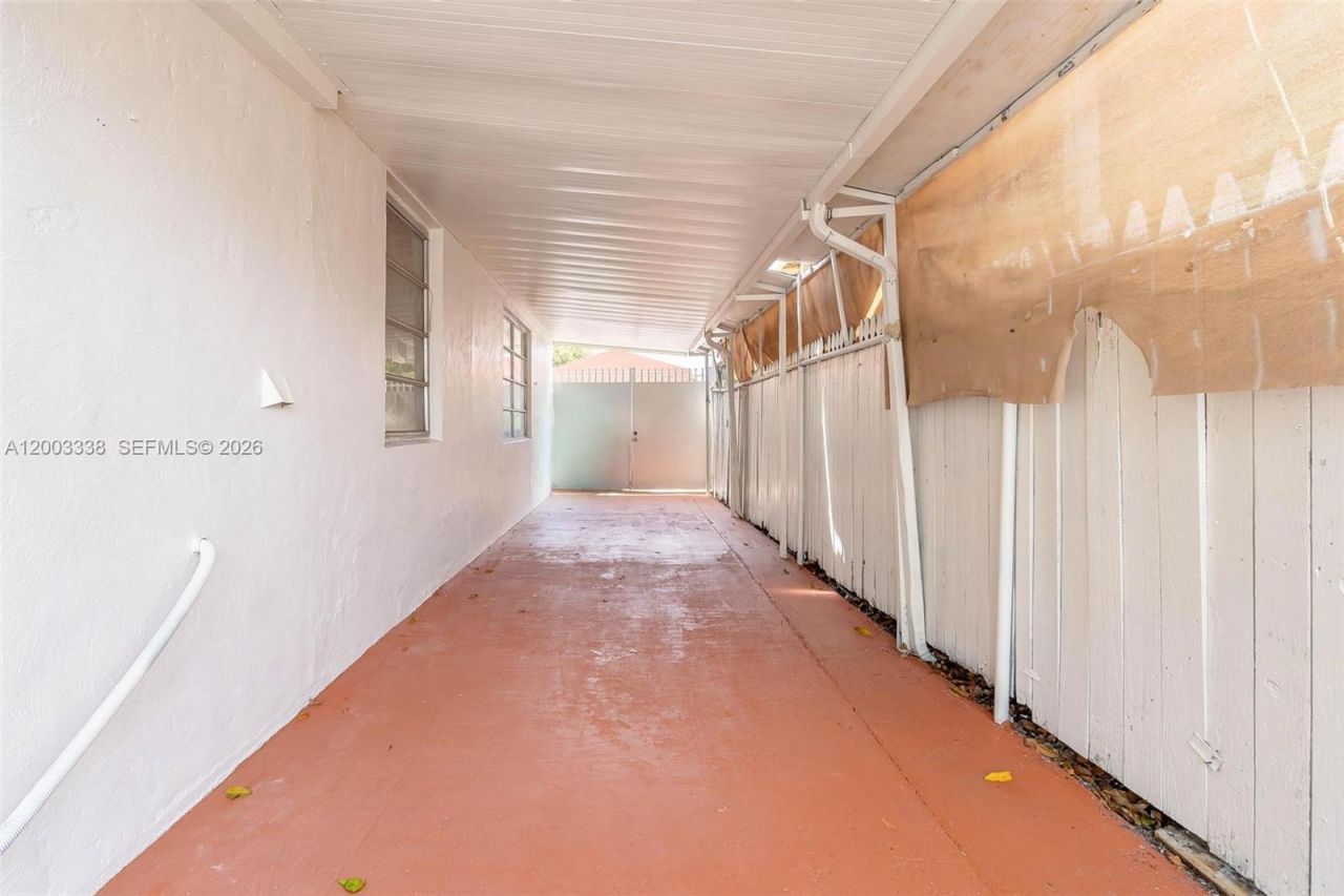 1879 SW 16th St, Miami, FL 33145 Photo