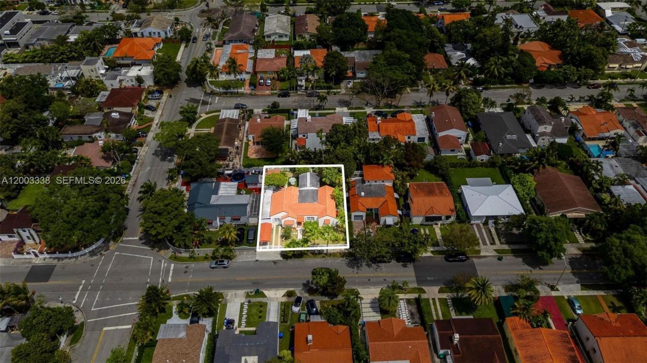 1879 SW 16th St, Miami, FL 33145 Photo