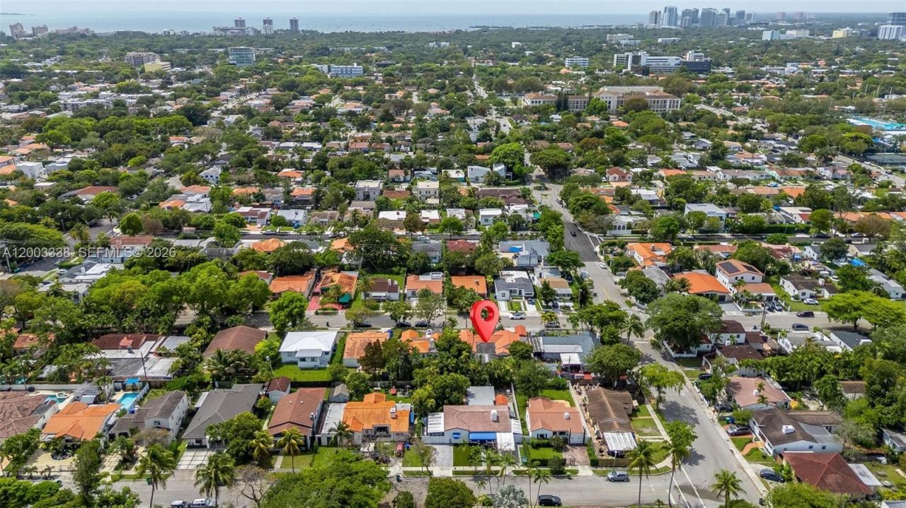 1879 SW 16th St, Miami, FL 33145 Photo