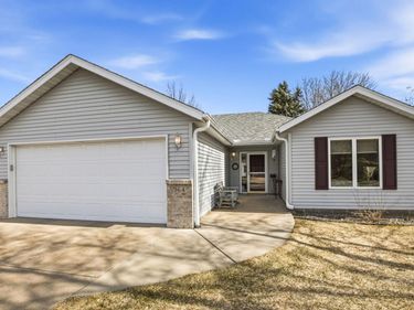 964 Willow Grove Circle, Waite Park, MN 56387