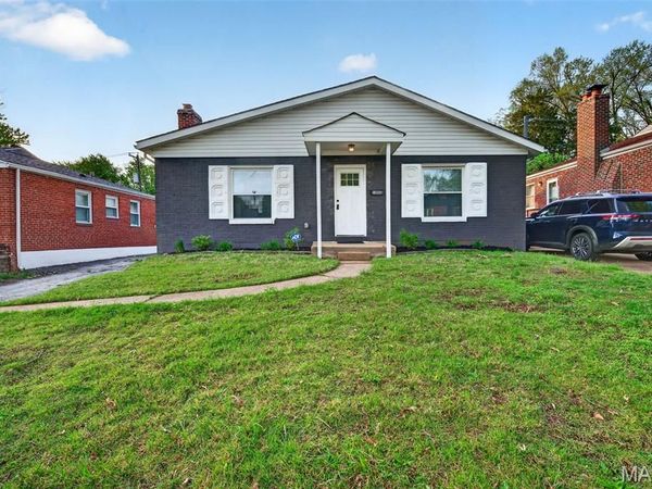 1008 Groby Road, University City, MO 63130