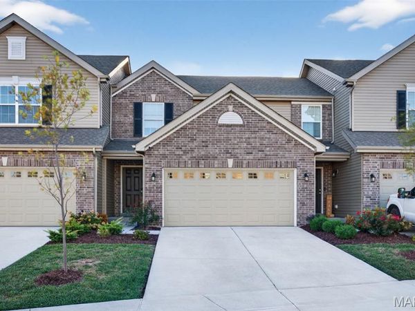 112 Deer Grove Court , St Peters, MO 63376