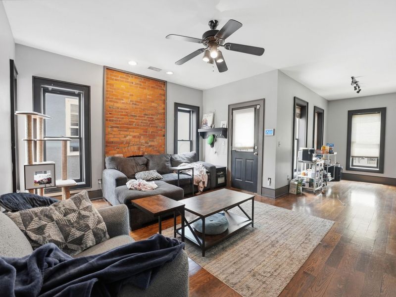 61 W Fifth Avenue , Columbus, OH 43201 Photo 18