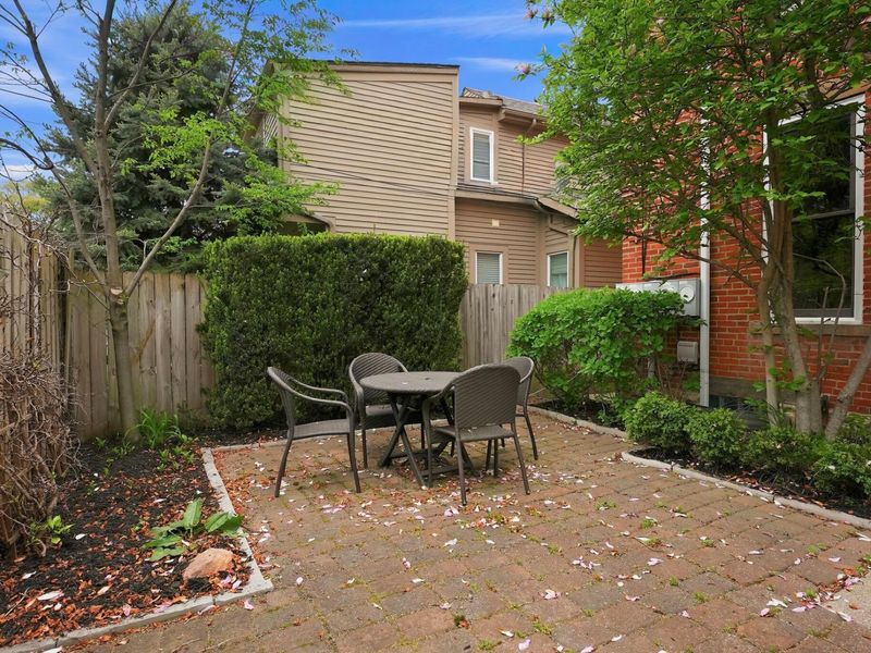 61 W Fifth Avenue , Columbus, OH 43201 Photo 38