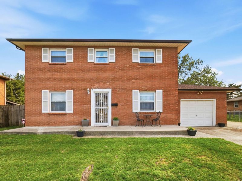 2757 Woodcroft Road , Columbus, OH 43204 Photo 1