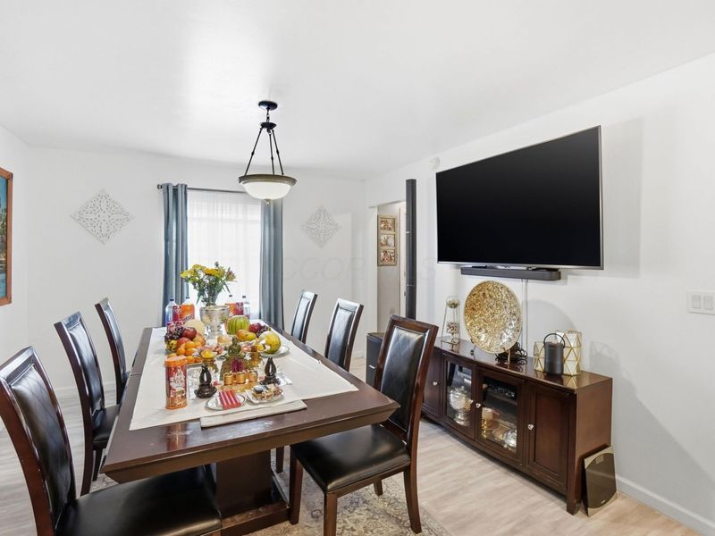 2757 Woodcroft Road , Columbus, OH 43204 Photo 10