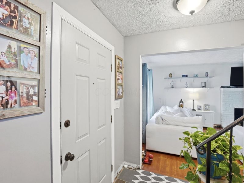 2757 Woodcroft Road , Columbus, OH 43204 Photo 5