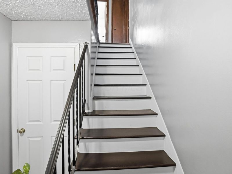 2757 Woodcroft Road , Columbus, OH 43204 Photo 6