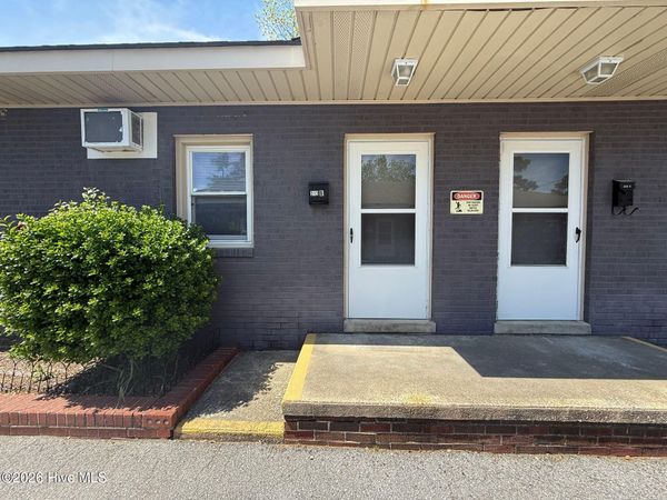 312 Roosevelt Road , Unit B, Jacksonville, NC 28540