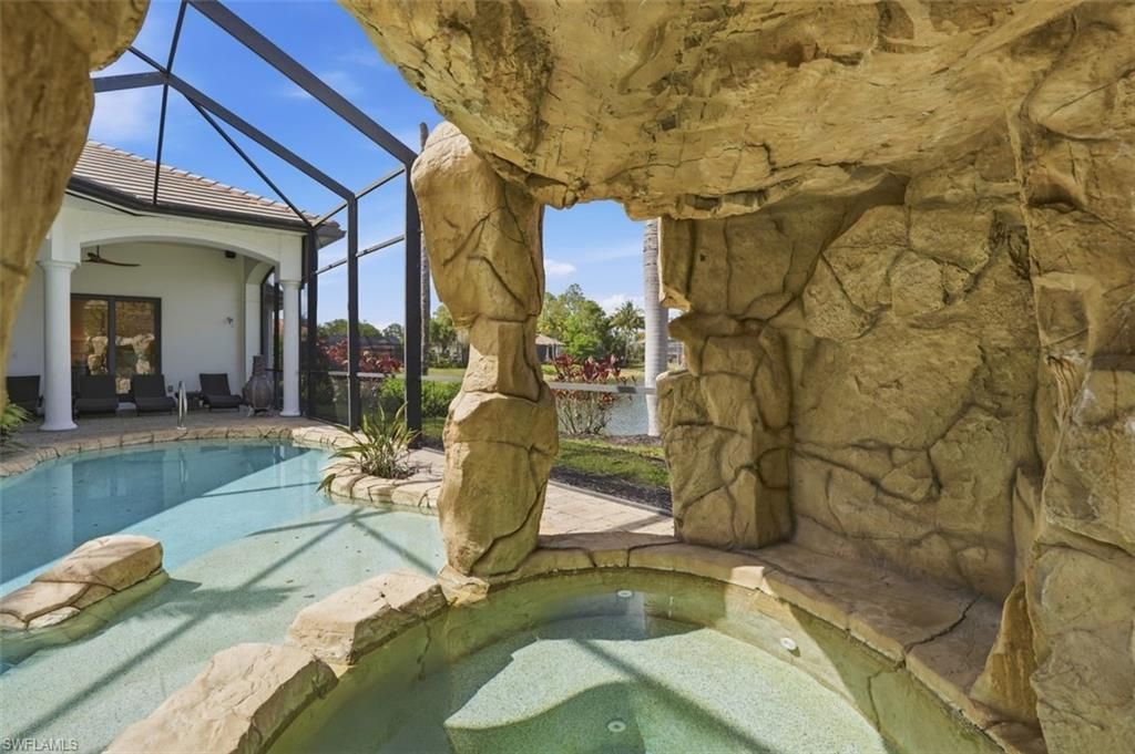 3027 Mona Lisa Blvd, Naples, FL 34119 Photo