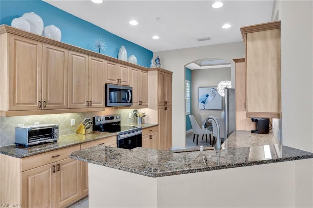 8755 Coastline Ct, Unit 202, Naples, FL 34120 Photo