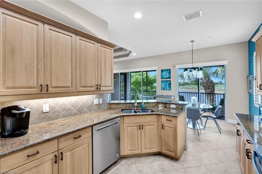 8755 Coastline Ct, Unit 202, Naples, FL 34120 Photo