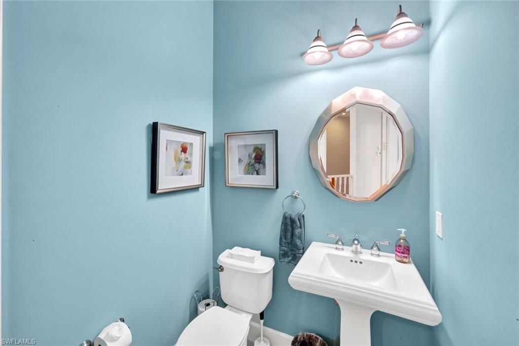 8755 Coastline Ct, Unit 202, Naples, FL 34120 Photo