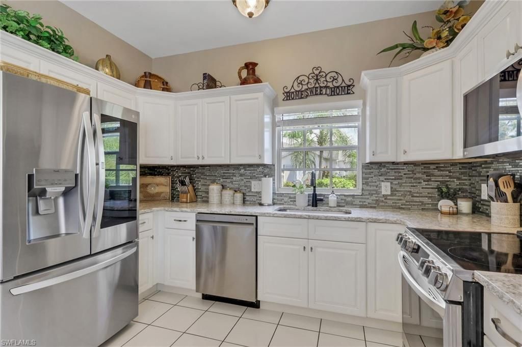 10701 Blue Bimini Cir , Estero, FL 33928 Photo
