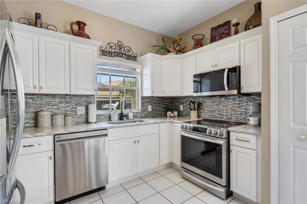 10701 Blue Bimini Cir , Estero, FL 33928 Photo