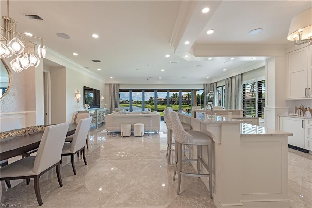 3168 Pacific Dr, Naples, FL 34119 Photo