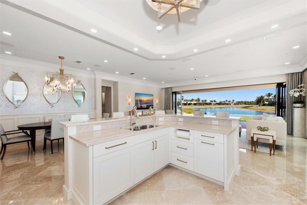 3168 Pacific Dr, Naples, FL 34119 Photo