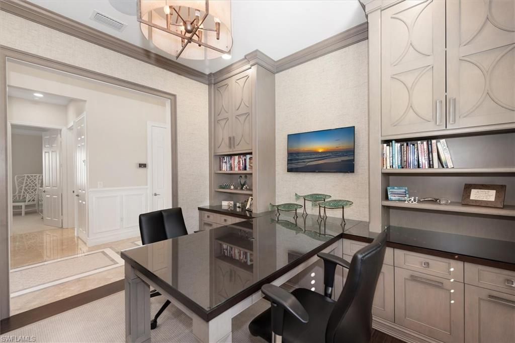 3168 Pacific Dr, Naples, FL 34119 Photo