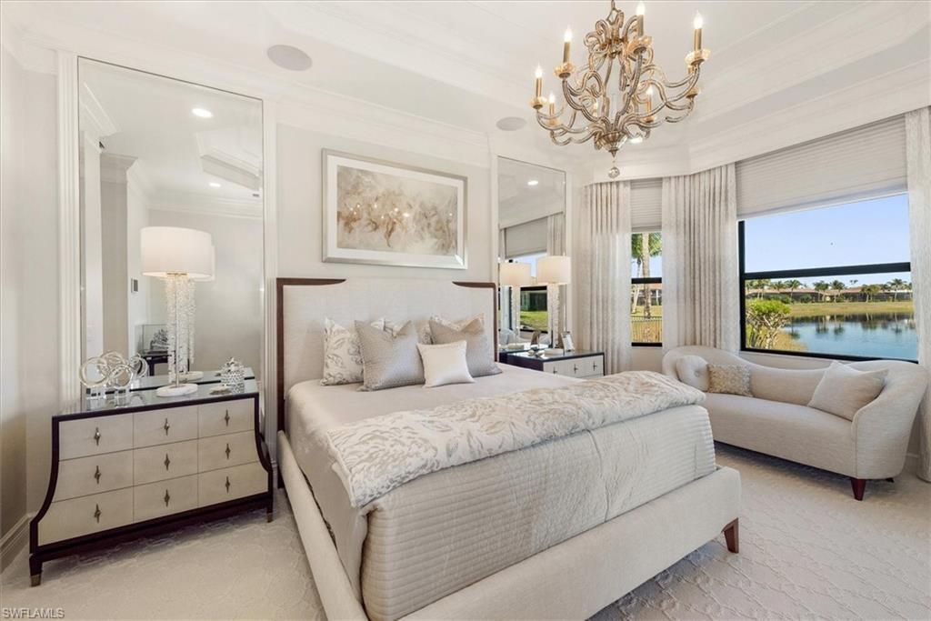 3168 Pacific Dr, Naples, FL 34119 Photo