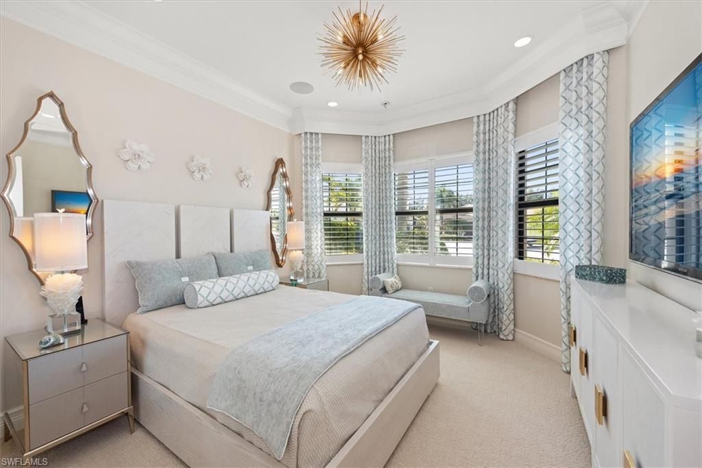 3168 Pacific Dr, Naples, FL 34119 Photo