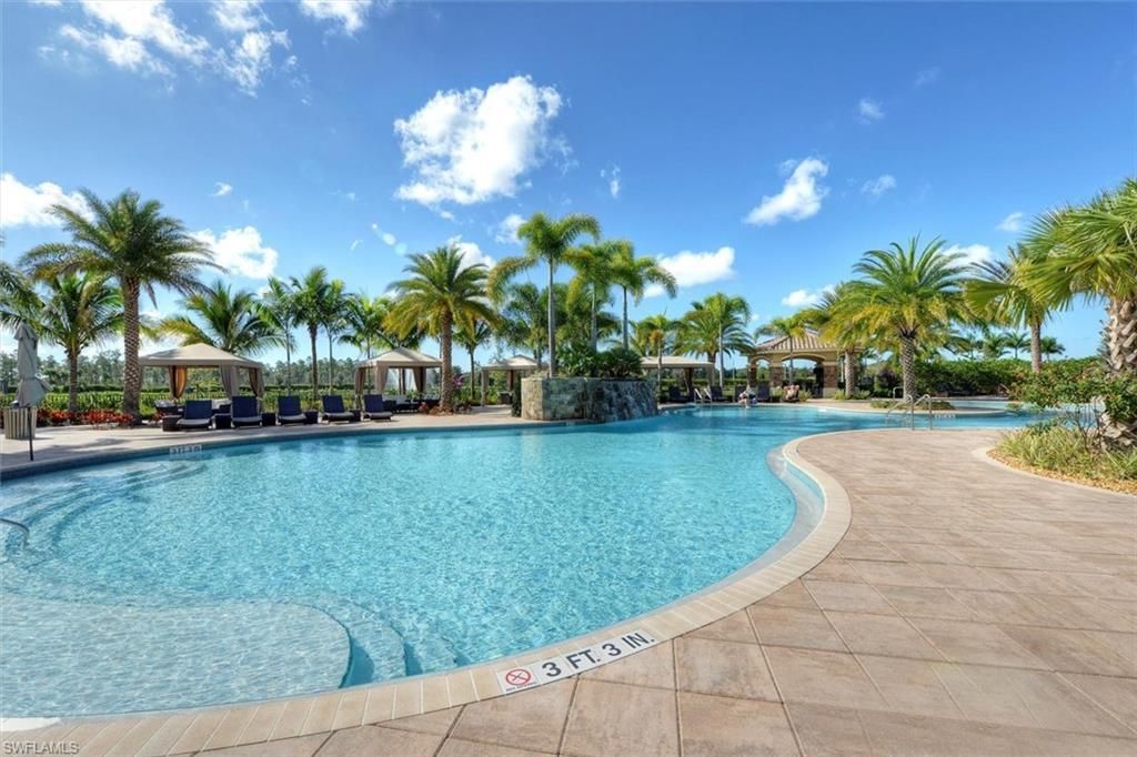 3168 Pacific Dr, Naples, FL 34119 Photo