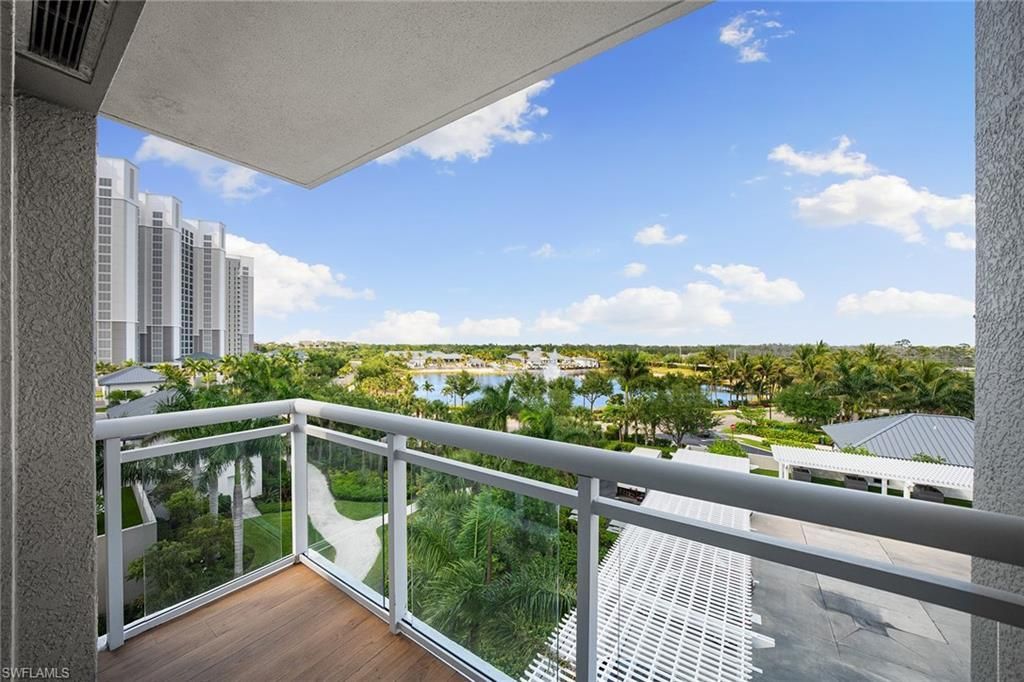 13915 Old Coast Rd, Unit 506, Naples, FL 34110 Photo