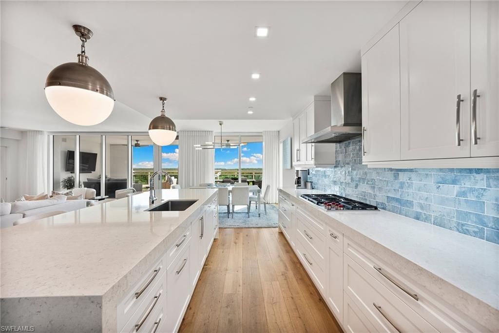 13915 Old Coast Rd, Unit 506, Naples, FL 34110 Photo