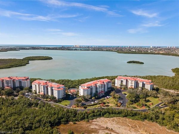 201 Vintage Bay DR, Unit B15, MARCO ISLAND, FL 34145