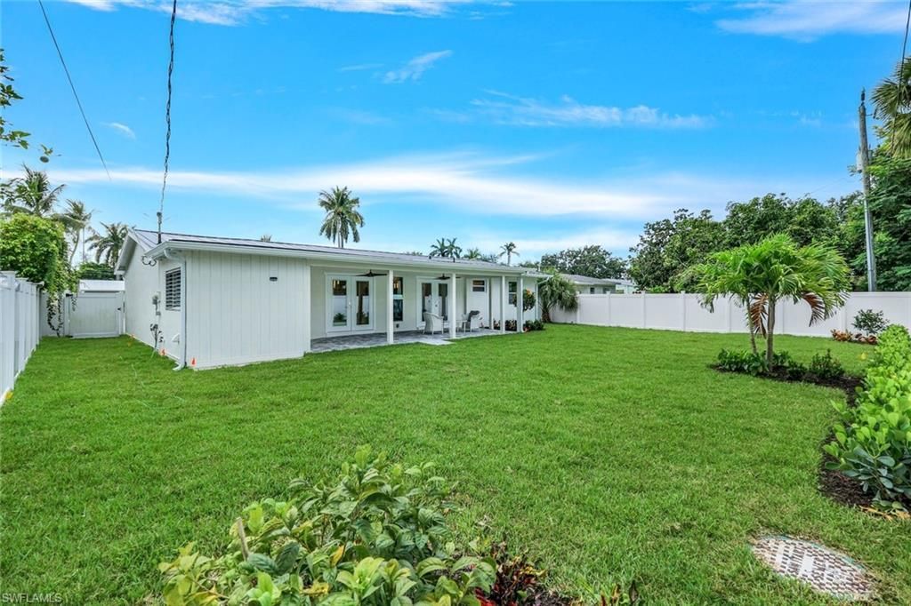 975 22nd Ave N, Naples, FL 34103 Photo