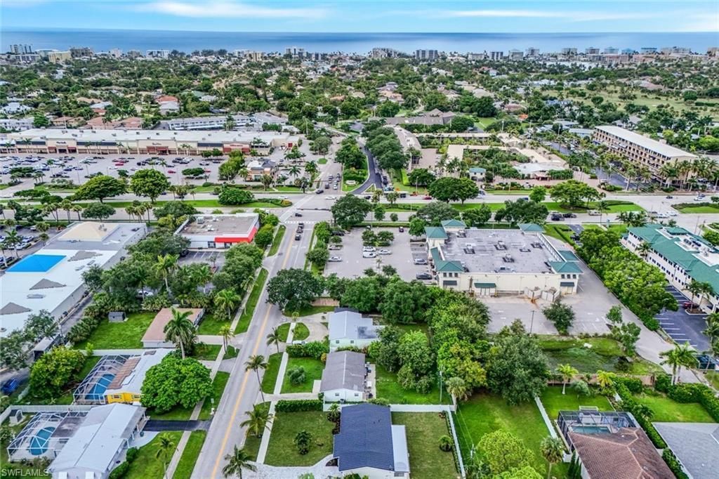 975 22nd Ave N, Naples, FL 34103 Photo