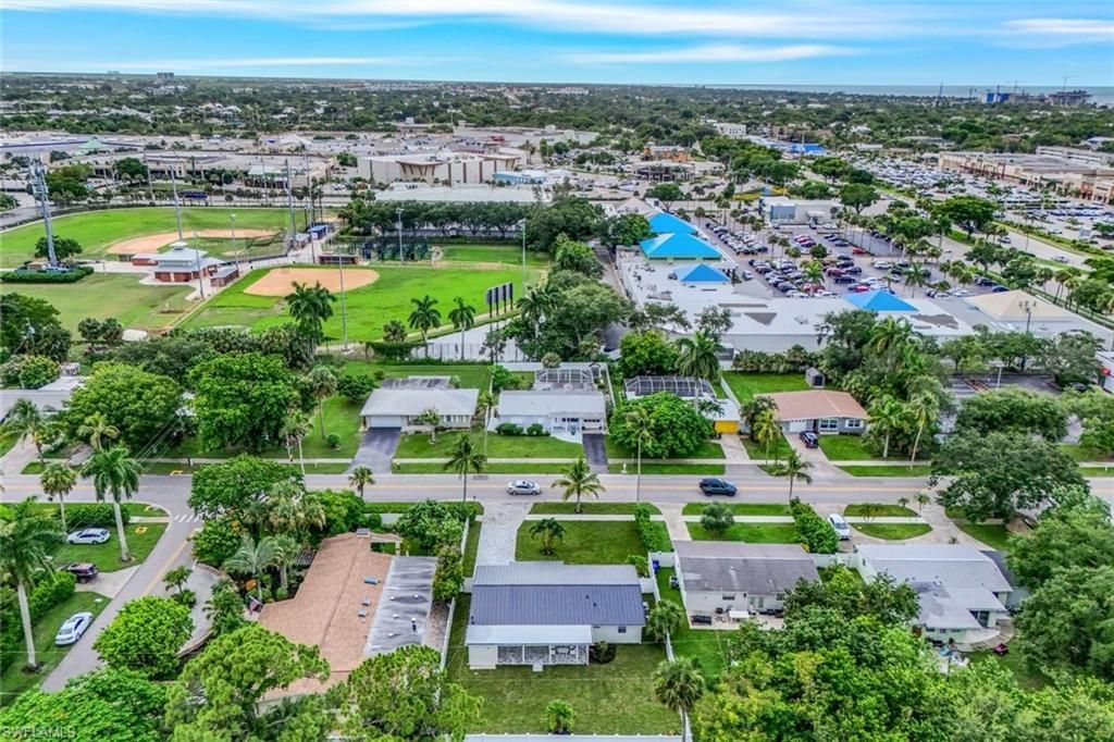 975 22nd Ave N, Naples, FL 34103 Photo