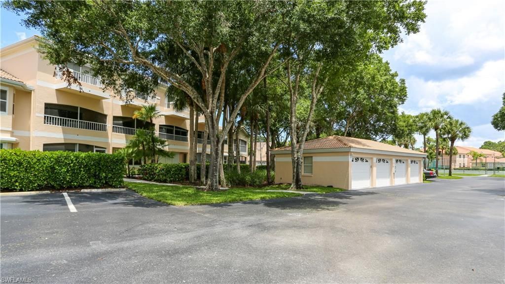 1044 Woodshire Ln, Unit B203, Naples, FL 34105 Photo