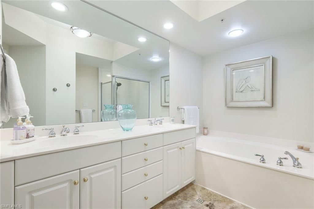 300 Dunes Blvd, Unit PH-5, Naples, FL 34110 Photo