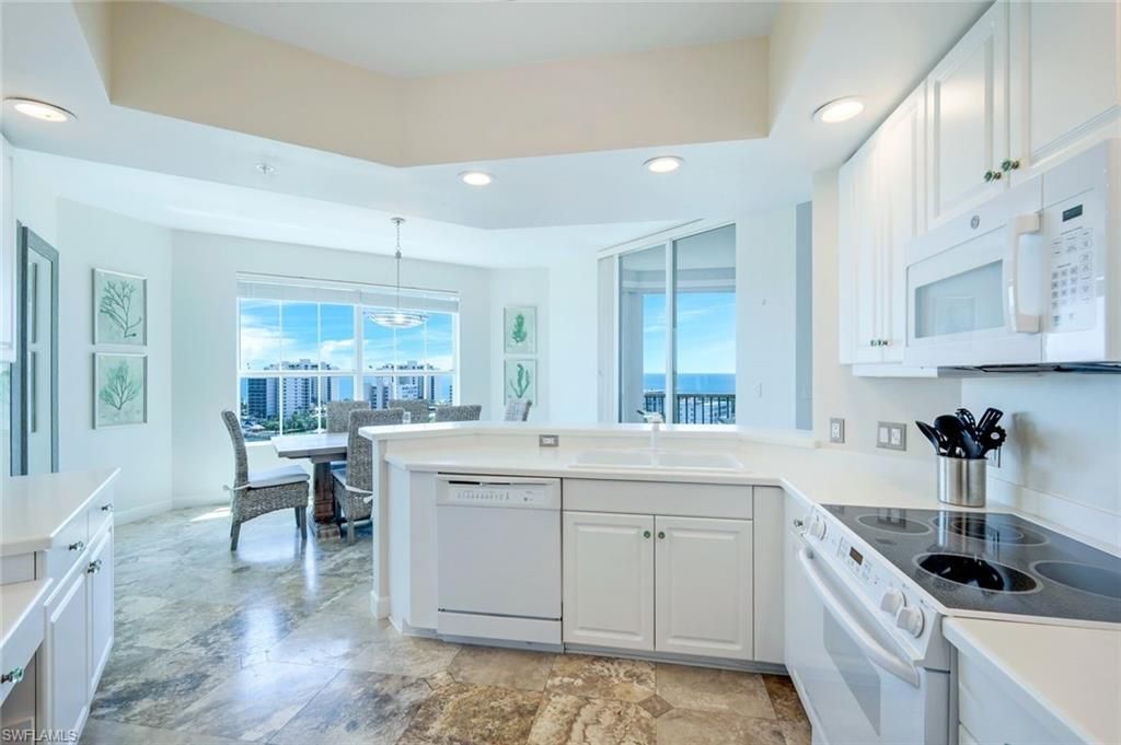 300 Dunes Blvd, Unit PH-5, Naples, FL 34110 Photo