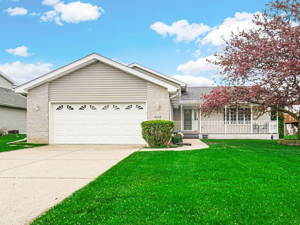 9519 Henry Street, Dyer, IN 46311