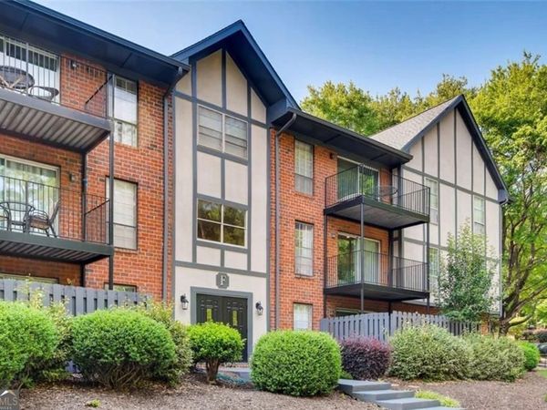 6851 Roswell Road Road, Unit F30, Sandy Springs, GA 30328